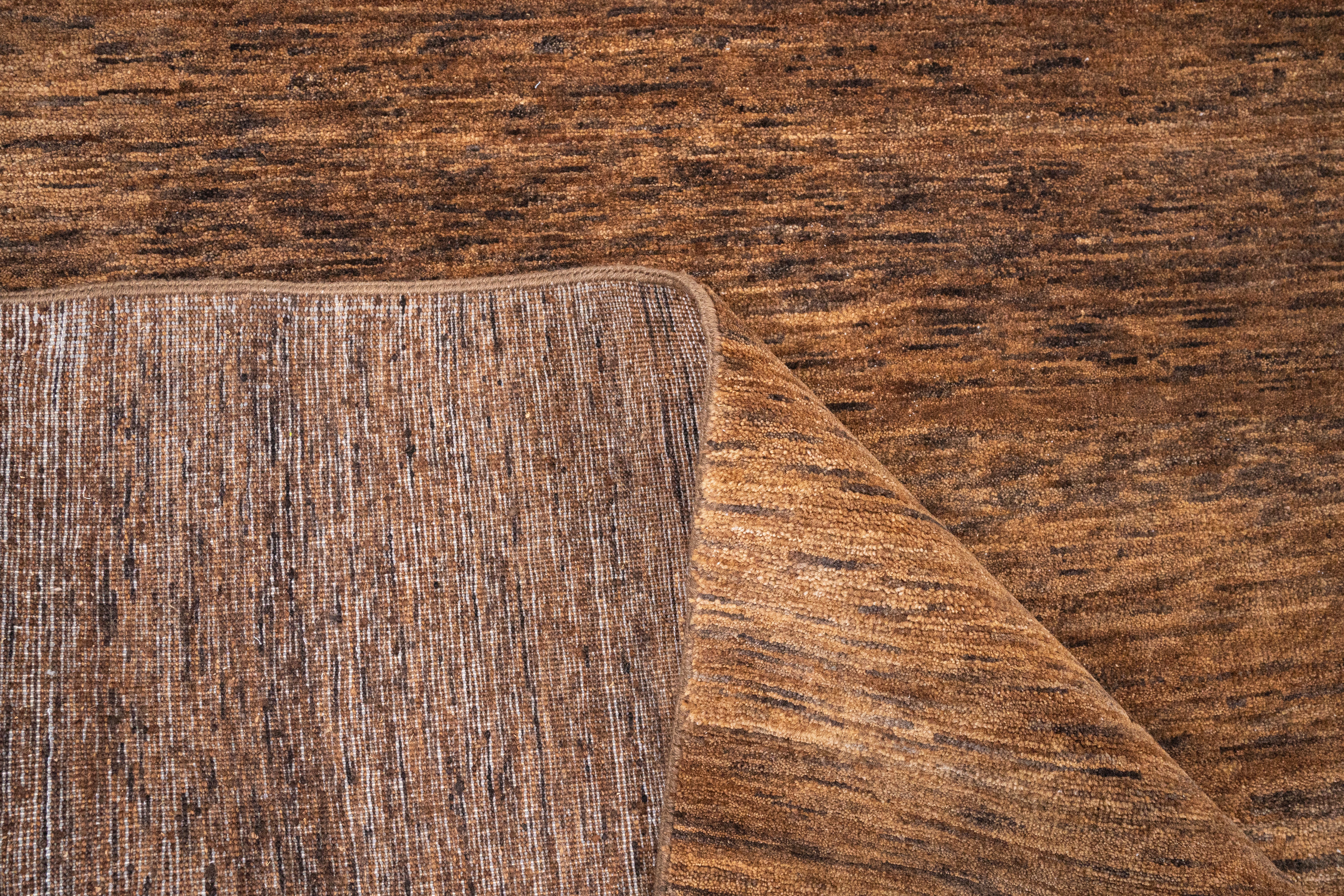 Handknotted Carpet, DIA - 1370 DC Plane, Brown & Black